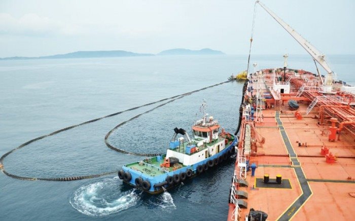 Dầu Mỹ qu&aacute; đắt, nền kinh tế 4.500 tỷ USD 'quay lại' với dầu Trung Đ&ocirc;ng nhưng chọn c&aacute;ch vận chuyển 'độc lạ' chưa từng thấy - Ảnh 2.
