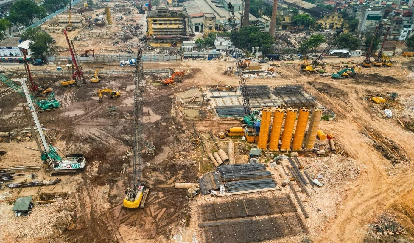 Từng g&acirc;y x&ocirc;n xao với mức gi&aacute; "được đồn đo&aacute;n" l&ecirc;n tới 280 triệu đồng/m2, dự &aacute;n nằm tr&ecirc;n &ldquo;đất v&agrave;ng&rdquo; Nguyễn Tr&atilde;i bất ngờ giảm gi&aacute; ch&agrave;o về 120-180 triệu đồng/m2 - Ảnh 4.