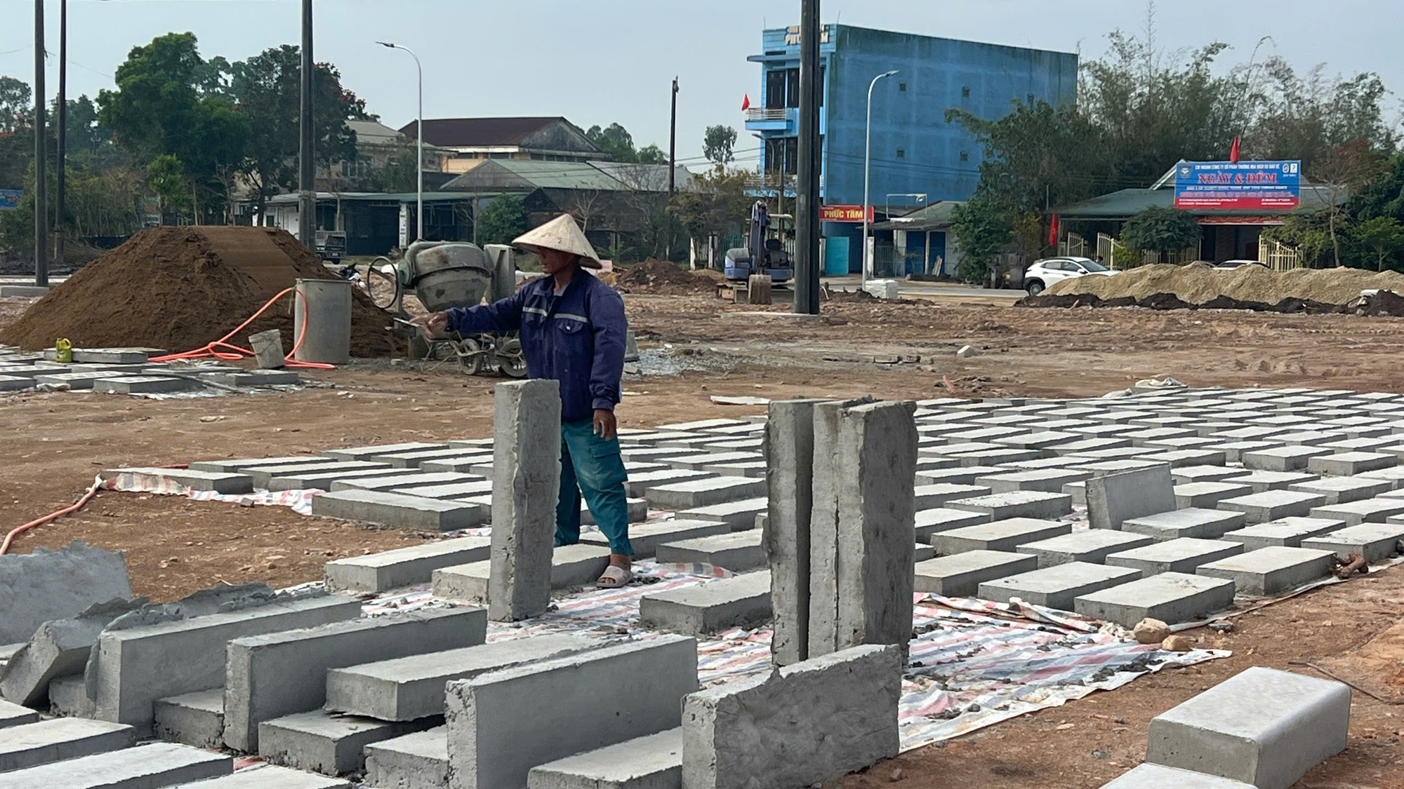 Một chủ đầu tư xin tạm dừng kế hoạch bố trí 1.381 tỉ đồng dự án đường sắt tốc độ cao - Ảnh 1.