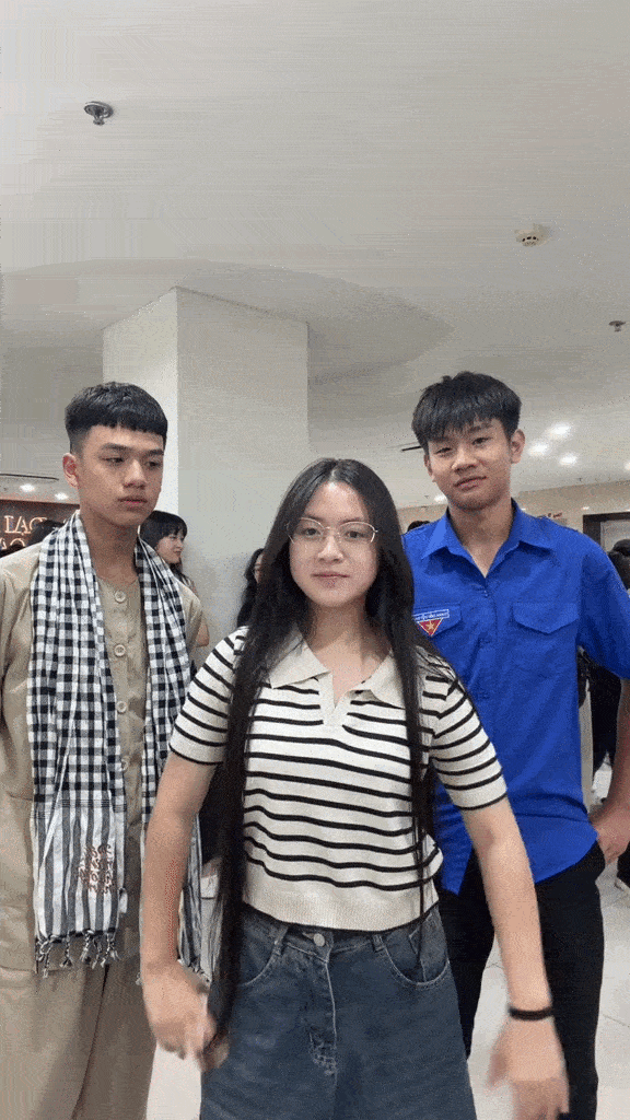 - Ảnh 1. - Ảnh 1.