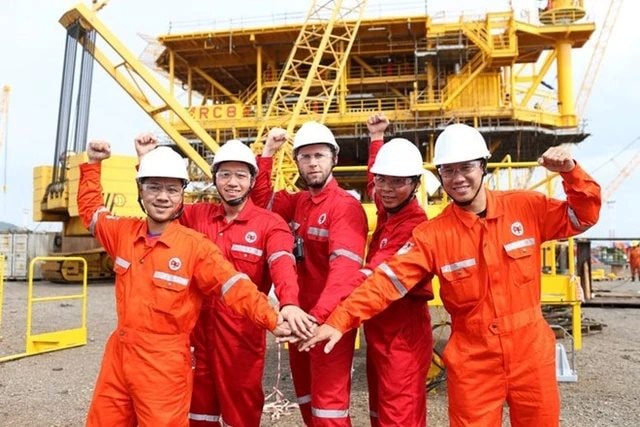 &ldquo;Mỏ v&agrave;ng&rdquo; của Petrovietnam tại nơi băng gi&aacute; &acirc;m 50 độ C, 28 người Việt mang về h&agrave;ng trăm triệu USD mỗi năm - Ảnh 1.