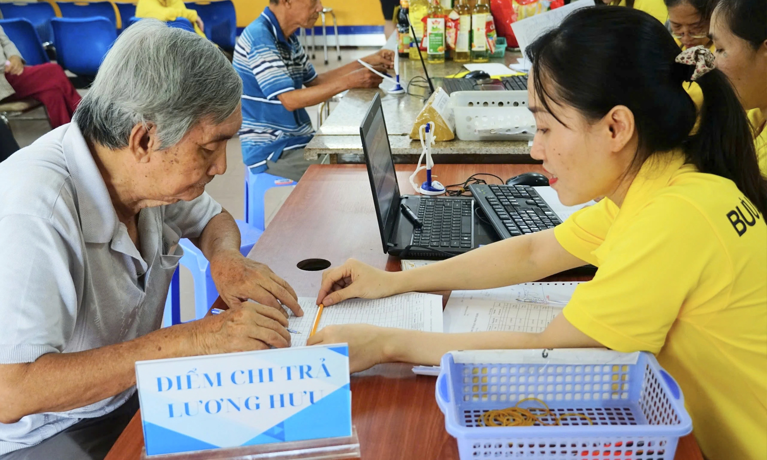 Tăng 8 % lương hưu v&agrave; trợ cấp từ 1 / 7 / 2026: Tin tức mới nhất - Ảnh 1.