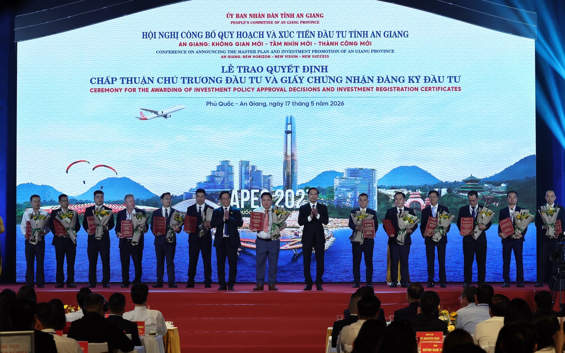 Đặc khu lớn nhất Việt Nam vừa chứng kiến một kỷ lục hơn 1,6 triệu tỷ đồng, đứng trước cơ hội lịch sử - Ảnh 4.