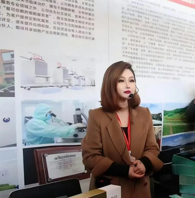 Cô gái từng tổ chức đám cưới với chính mình qua đời ở tuổi 29 - Ảnh 2.