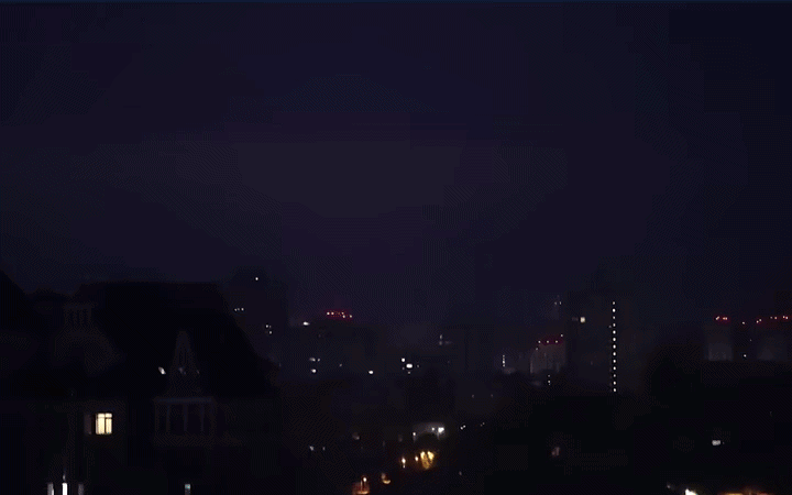 Ukraine kh&aacute;m nghiệm 'x&aacute;c' t&ecirc;n lửa Nga sau trận oanh k&iacute;ch Kyiv: Thứ được t&igrave;m thấy vượt qu&aacute; tưởng tượng - Ảnh 2.