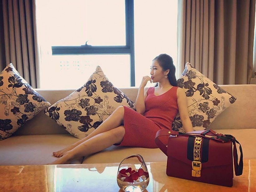 Nữ ca sĩ qu&ecirc; Nghệ An l&agrave; đại gia ngầm showbiz, U40 muốn t&igrave;m 1 người đ&agrave;n &ocirc;ng hiền l&agrave;nh để nương tựa - Ảnh 2.