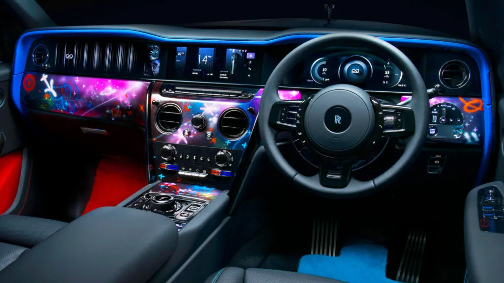 Ai nói Rolls-Royce Cullinan chỉ dành cho người chững chạc, phiên bản này sẽ khiến nhiều người bị sốc với phong cách đầy hip-hop- Ảnh 2. Ai nói Rolls-Royce Cullinan chỉ dành cho người chững chạc, phiên bản này sẽ khiến nhiều người bị sốc với phong cách đầy hip-hop- Ảnh 2.