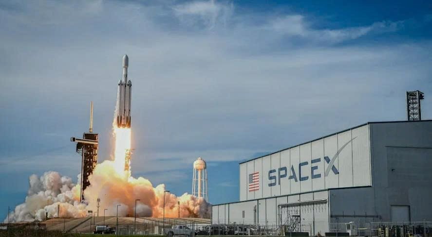 SpaceX: Mỏ v&agrave;ng c&ocirc;ng nghệ mới cho nh&agrave; đầu tư to&agrave;n cầu 2026 - Ảnh 1.
