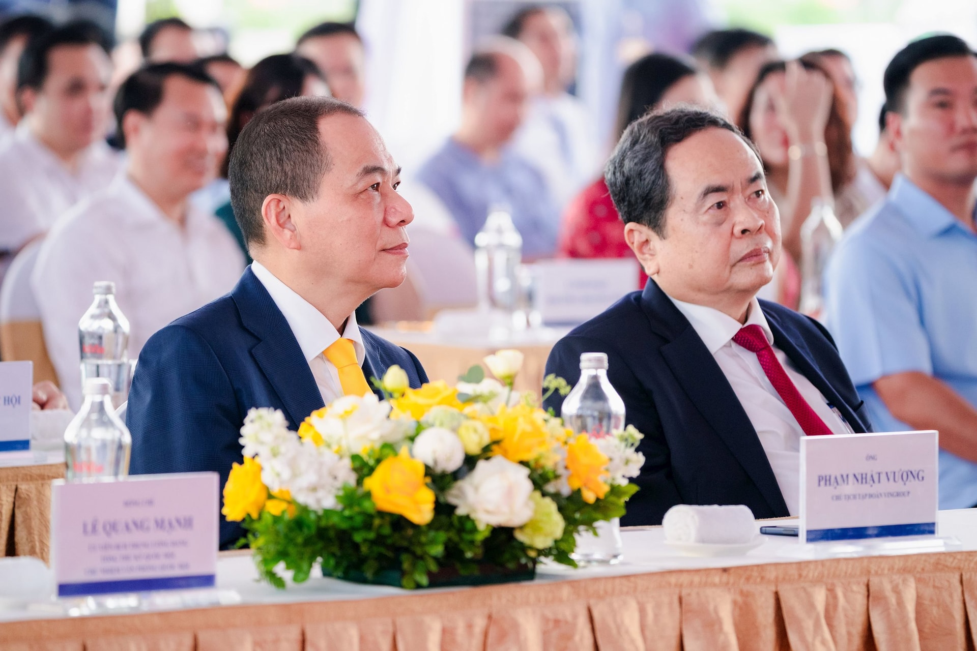 Tập đo&agrave;n của tỷ ph&uacute; Phạm Nhật Vượng vừa khởi c&ocirc;ng dự &aacute;n 6 tỷ USD tại HN, sử dụng UAV l&agrave;m việc quan trọng