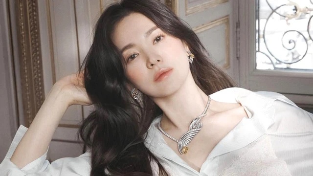 Qu&aacute; khứ kh&oacute; tin của Song Hye Kyo v&agrave; Đậu Ki&ecirc;u- Ảnh 8.