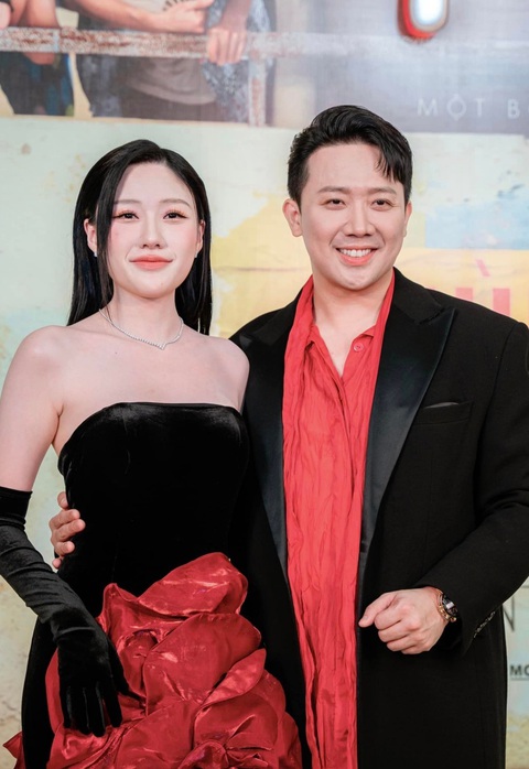 Em gái ruột nóng bỏng, nổi đình đám của đại gia ngàn tỷ showbiz Việt, ai cũng kính nể - Ảnh 2.
