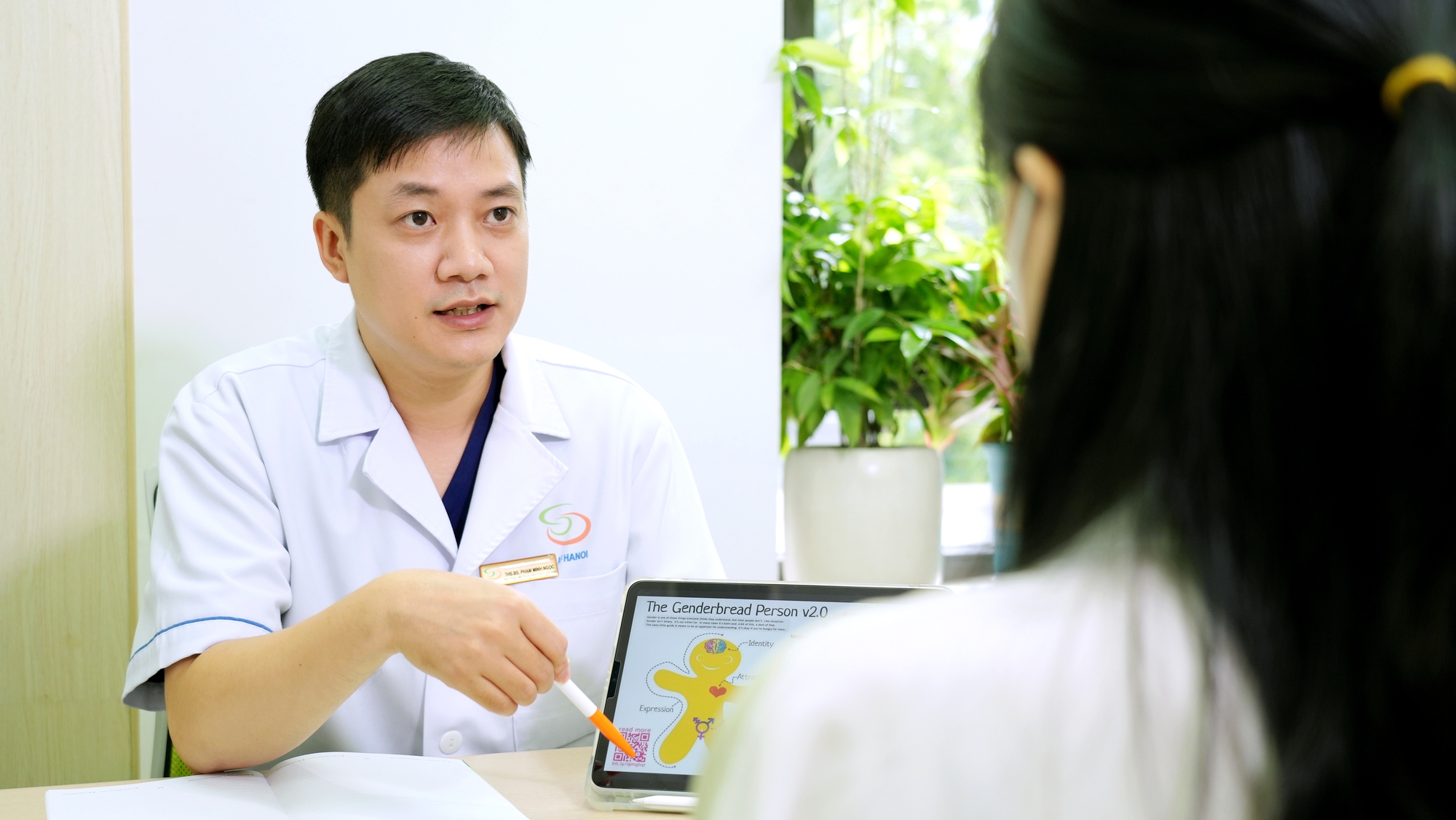 Nắng n&oacute;ng l&agrave; "kẻ ph&aacute; bĩnh" chuyện ph&ograve;ng the: Cả nam v&agrave; nữ đều cần ch&uacute; &yacute; - Ảnh 1.