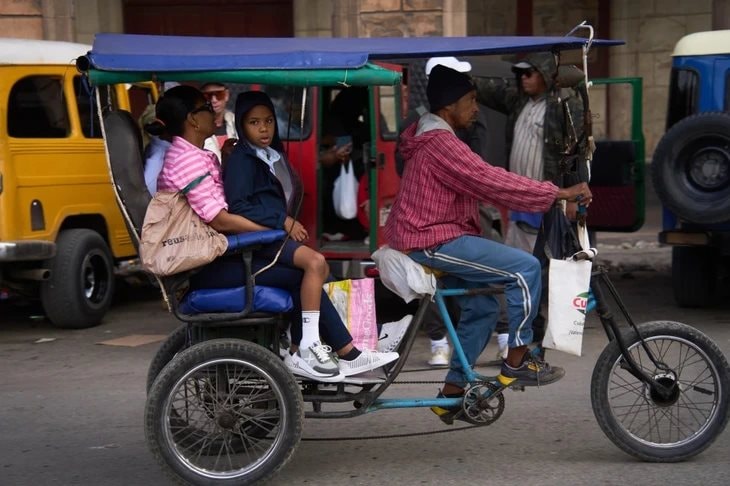 Cuba vừa th&ocirc;ng qua một quyết định quan trọng tr&ecirc;n to&agrave;n quốc, c&oacute; ảnh hưởng lớn đến nền kinh tế - Ảnh 2.