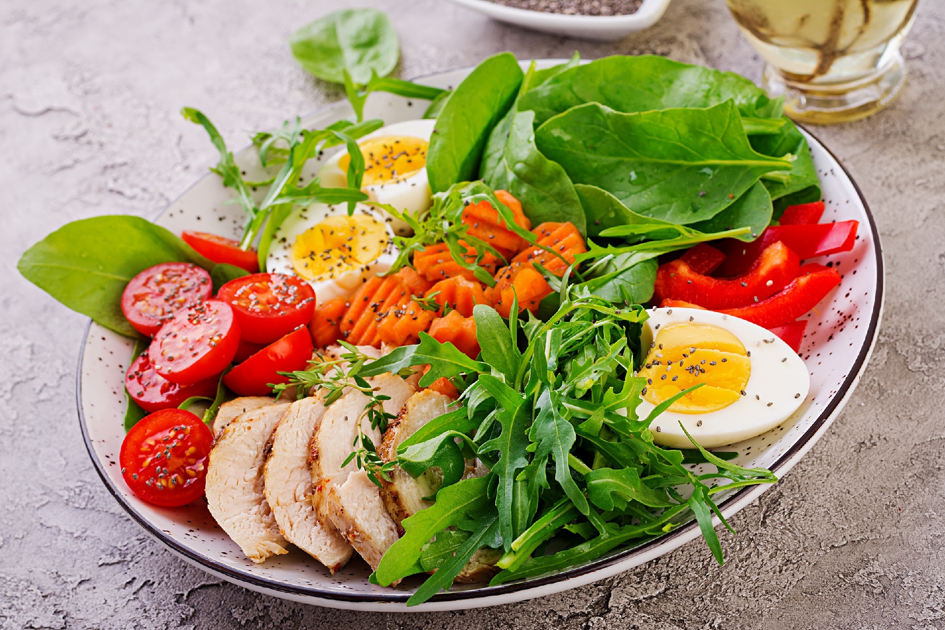 Nghiên cứu mới gây chú ý: Chỉ cần ăn đúng kiểu này, nam giới có thể sống thêm 3 năm, nữ giới thêm 2,3 năm- Ảnh 2.