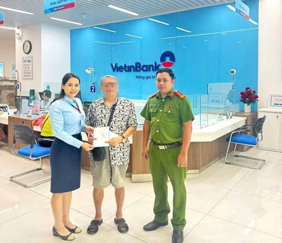 Phát hiện lừa đảo qua điện thọai tại VietinBank , Công an Hà Nội vào cuộc điều tra - Ảnh 2.