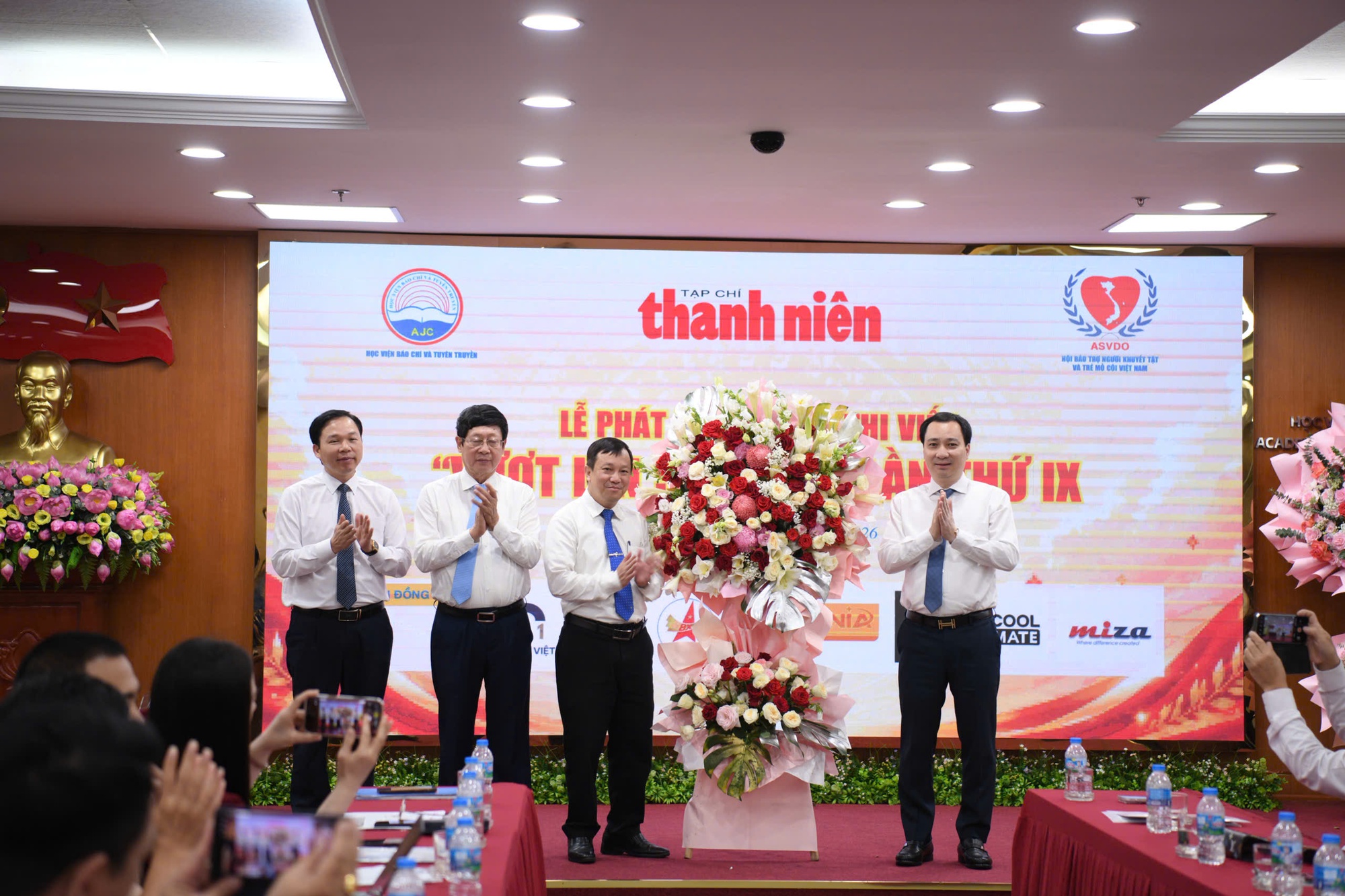 Ph&aacute;t động cuộc thi viết Vượt l&ecirc;n số phận lần thứ IX tại H&agrave; Nội năm 2026 - Ảnh 1.