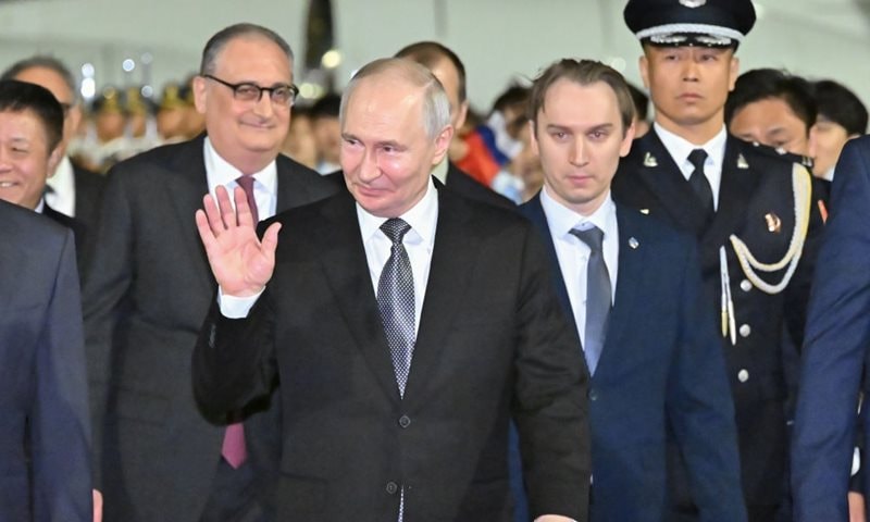 Putin kh&ocirc;ng c&oacute; CEO c&ocirc;ng nghệ cao như Elon Musk tại Trung Quốc gặp Tập Cận B&igrave;nh - Ảnh 1.