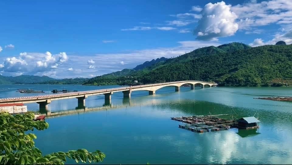 C&acirc;y cầu c&oacute; cột trụ cao nhất Việt Nam ho&agrave;n to&agrave;n do người Việt tự x&acirc;y v&agrave; "danh t&iacute;nh" đại gia đứng sau - Ảnh 1.