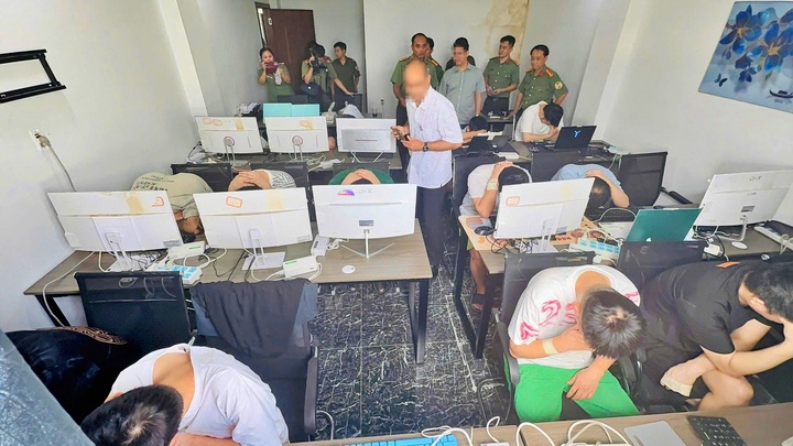 Ngăn chặn lừa đảo c&ocirc;ng nghệ cao tại tp . Hcm: Ph&aacute;t hiện nh&oacute;m người nước ng&ograve;ai - Ảnh 1.