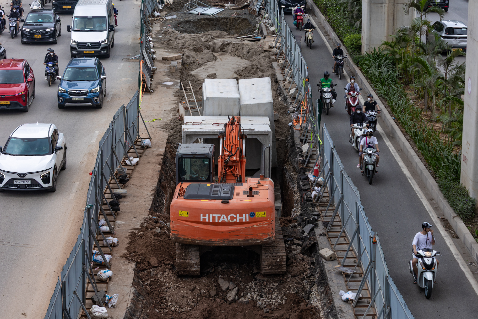Toàn cảnh loạt dự án phủ khắp Hà Nội như một đại công trường: Tổng mức đầu tư hàng trăm nghìn tỷ, dự kiến hoàn thành trong năm nay - Ảnh 10.