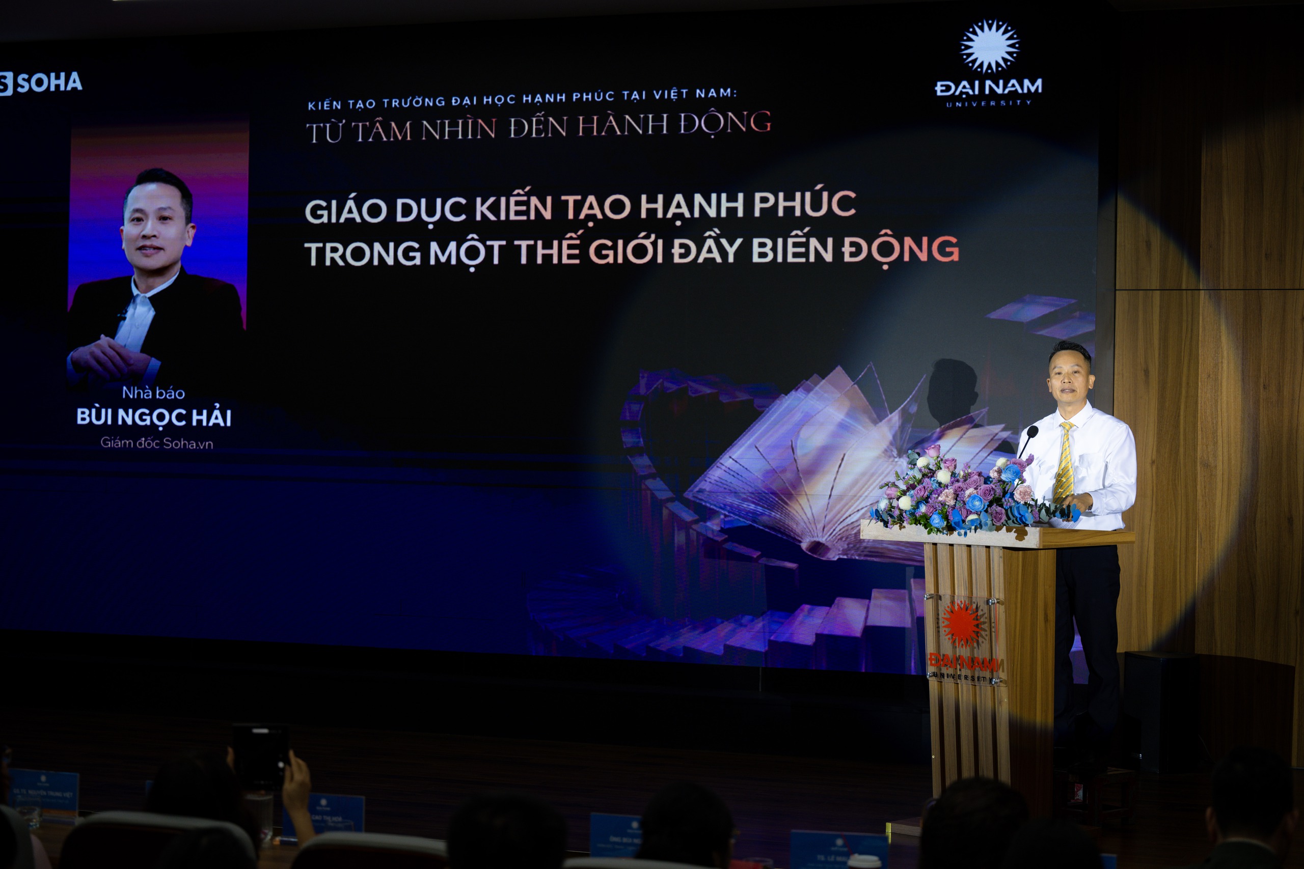 TS Lê Mai Lan: Mô hình mà VinUni đang theo đuổi là xây dựng một “đại học kiến tạo tự hào” - Ảnh 16.