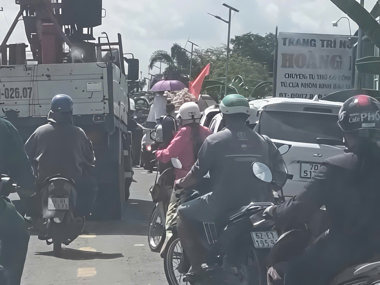 Xé lòng tiễn đưa 3 nạn nhân vụ án mạng Tây Ninh gây chấn động dư luận - Ảnh 1. Xé lòng tiễn đưa 3 nạn nhân vụ án mạng Tây Ninh gây chấn động dư luận - Ảnh 1.
