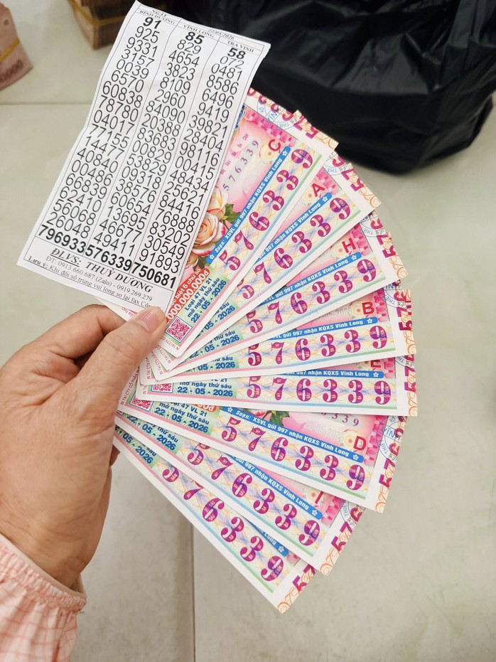 Đi uống trà sữa, “em trai 2k” trúng độc đắc 16 tỉ đồng xổ số miền Nam - Ảnh 1. Đi uống trà sữa, “em trai 2k” trúng độc đắc 16 tỉ đồng xổ số miền Nam - Ảnh 1.