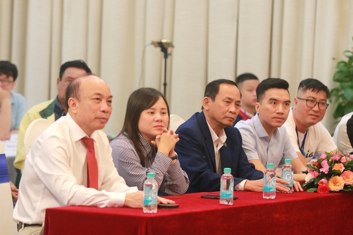 Nghi vấn sai phạm t&agrave;i ch&iacute;nh, FIDE dừng cấp chứng chỉ giảng vi&ecirc;n cờ vua tại Việt Nam - Ảnh 2.