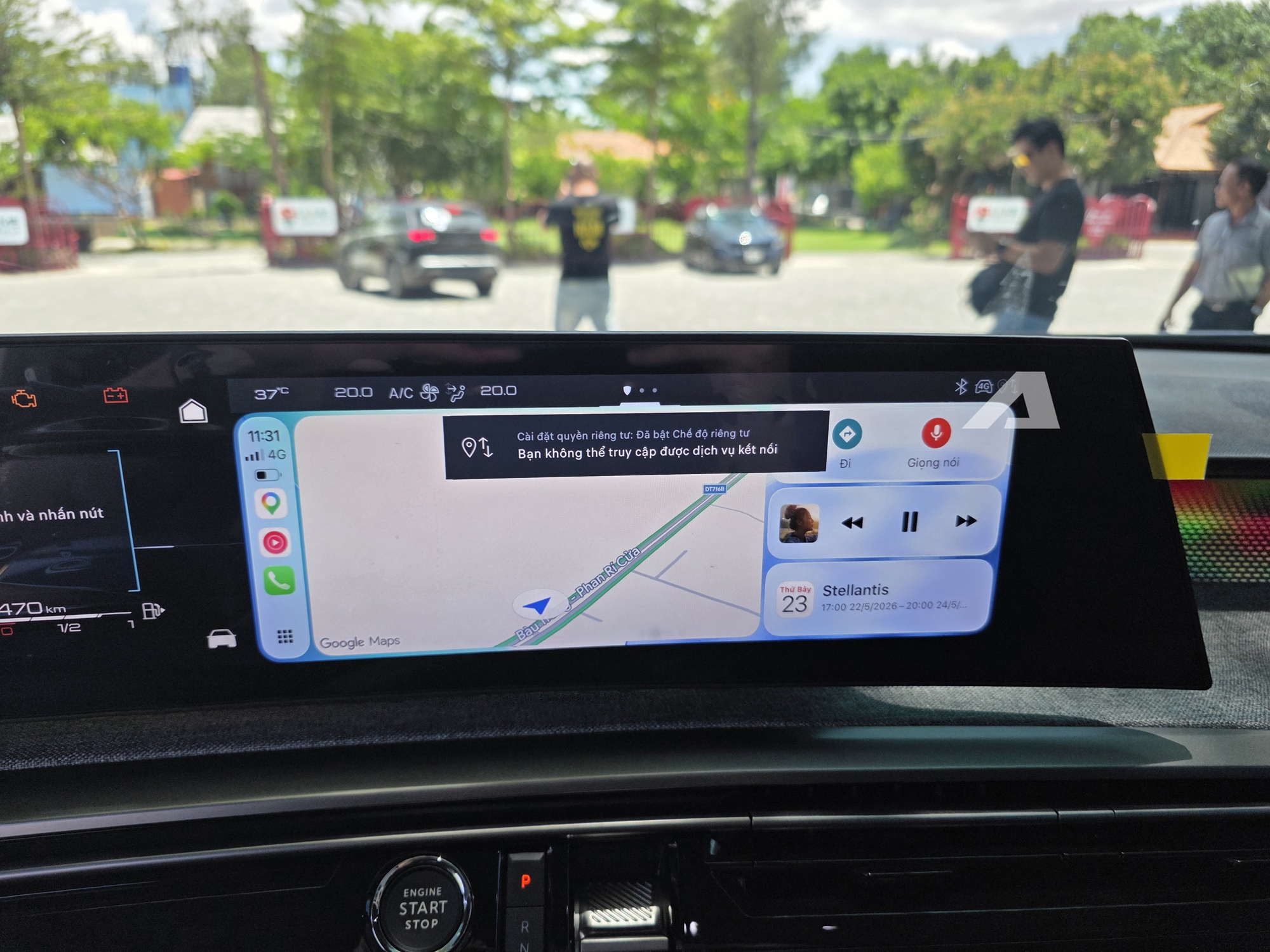 Ảnh thực tế Peugeot 3008 đời mới tại Việt Nam: Dáng coupe sành điệu, màn cong siêu dài, chờ giá để cạnh tranh CX-5, Tucson- Ảnh 15. Ảnh thực tế Peugeot 3008 đời mới tại Việt Nam: Dáng coupe sành điệu, màn cong siêu dài, chờ giá để cạnh tranh CX-5, Tucson- Ảnh 15.