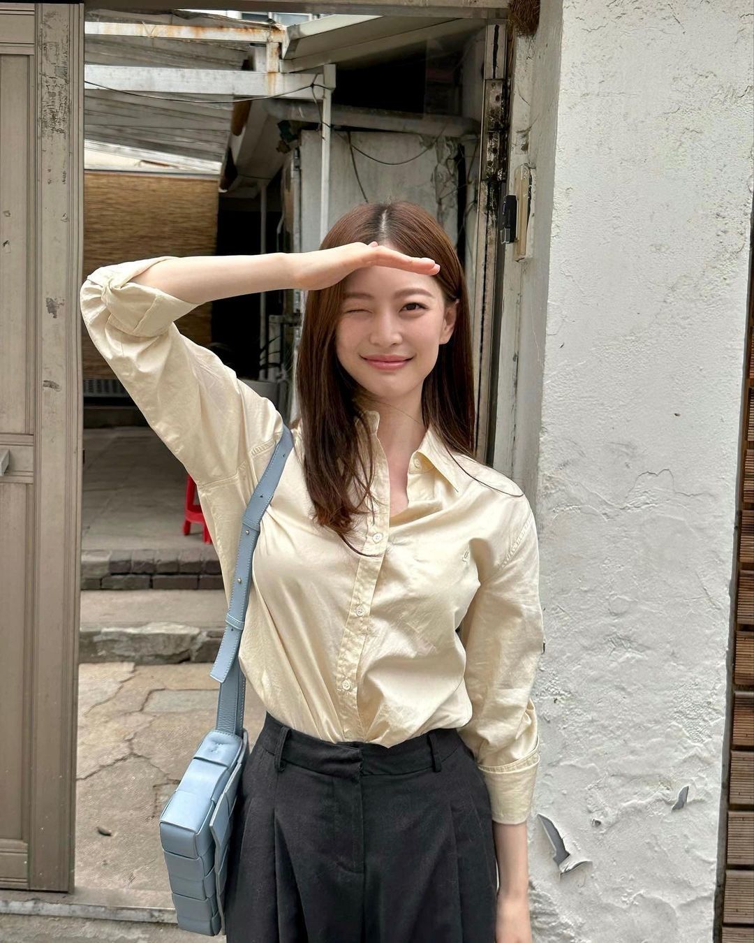3 con gi&aacute;p thời trẻ chật vật, c&agrave;ng về gi&agrave; c&agrave;ng c&oacute; ph&uacute;c nhờ con ch&aacute;u - Ảnh 1.
