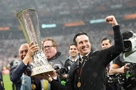 Unai Emery - Từ kẻ bị hoài nghi đến "ông vua" Europa League - Ảnh 1. Unai Emery - Từ kẻ bị hoài nghi đến "ông vua" Europa League - Ảnh 1.