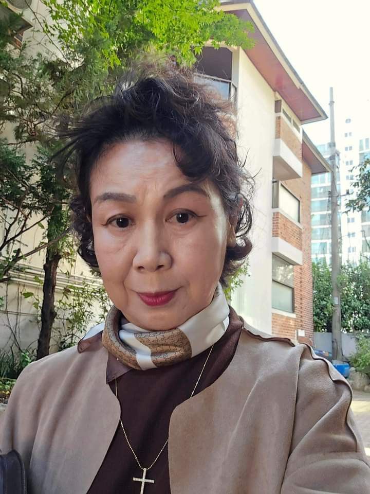 &ldquo;Tiền dưỡng gi&agrave; đừng giao hết cho con&rdquo;: B&agrave;i học đau l&ograve;ng của nhiều người lớn tuổi sau tuổi nghỉ hưu- Ảnh 1.