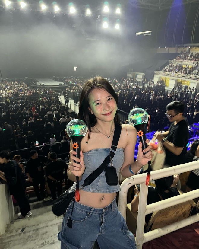 &ldquo;Hot girl bế giảng&rdquo; H&agrave; Nội 13 năm trước nổi tiếng cả nước biết: Lấy gi&aacute;m đốc, sinh 3 con m&agrave; trẻ cỡ n&agrave;y   - Ảnh 5.