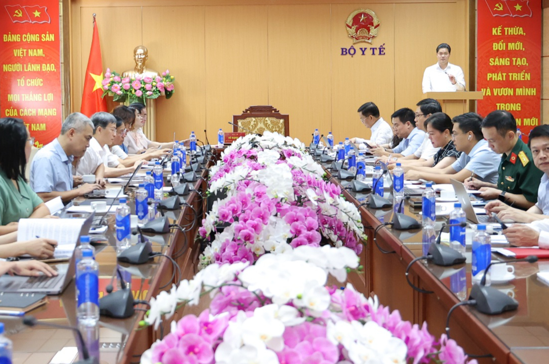 Từ ngày 1-7 sẽ không còn "công bố dịch" - Ảnh 1.