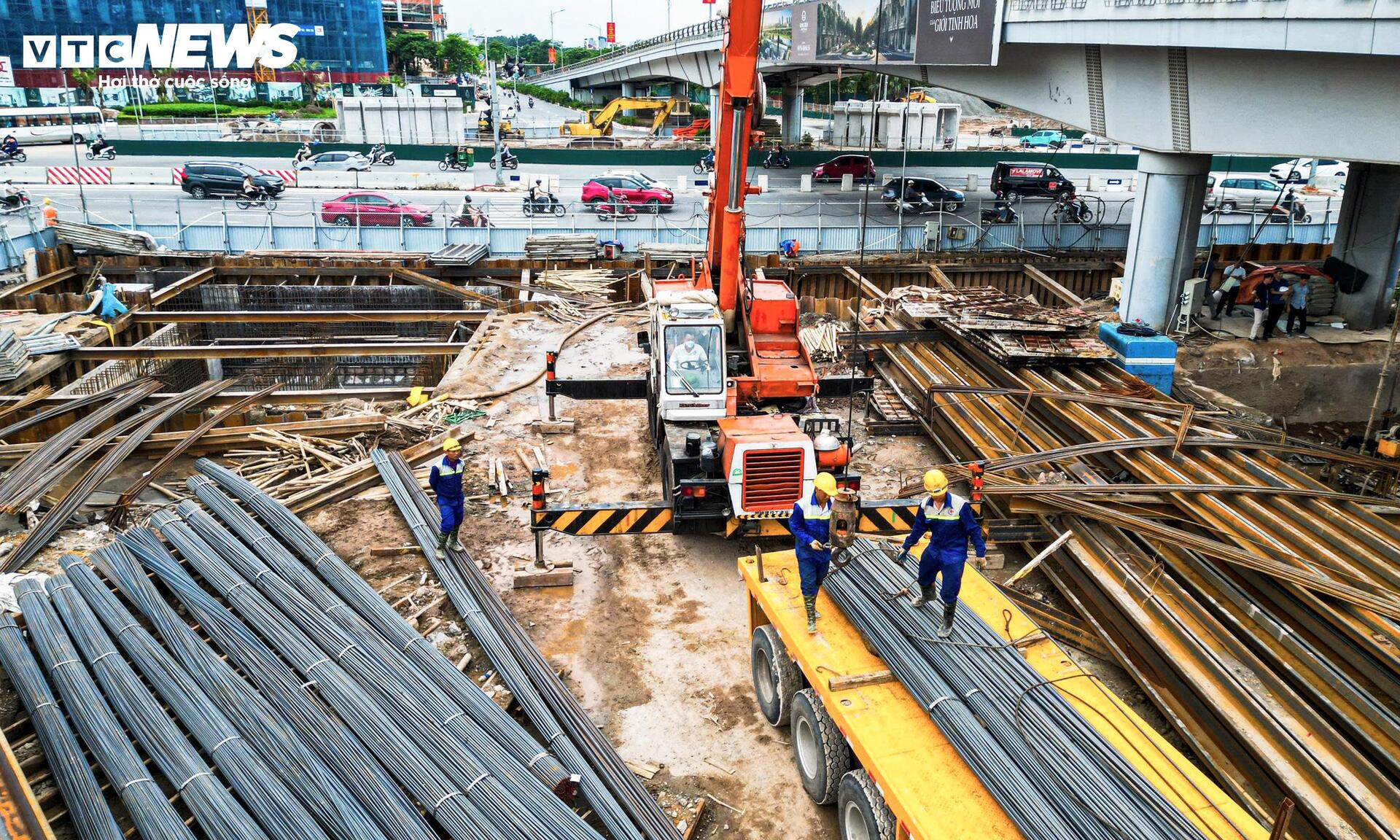 Hầm chui Cổ Linh 750 tỷ đồng sắp ho&agrave;n th&agrave;nh g&oacute;p phần giảm &ugrave;n tắc giao th&ocirc;ng H&agrave; Nội - Ảnh 4.