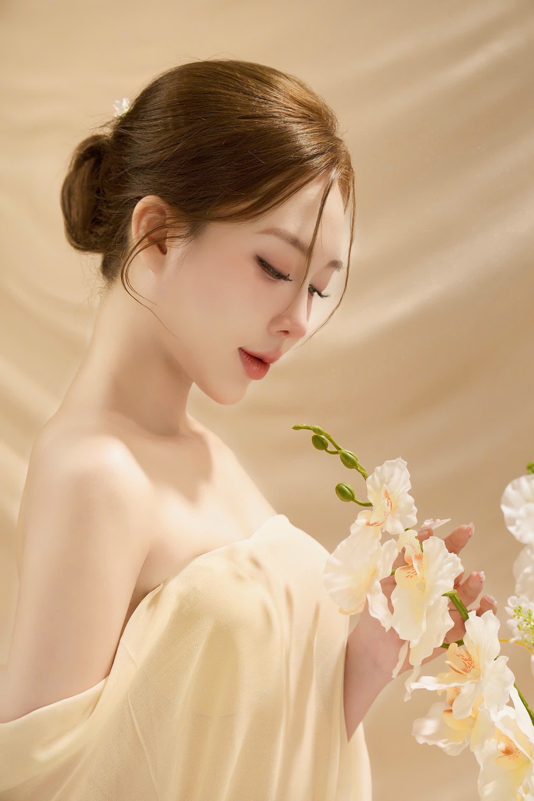 &Aacute; hậu M&ocirc;i trường Trần Thu Hằng muốn trở th&agrave;nh luật sư bảo vệ người yếu thế - Ảnh 3.