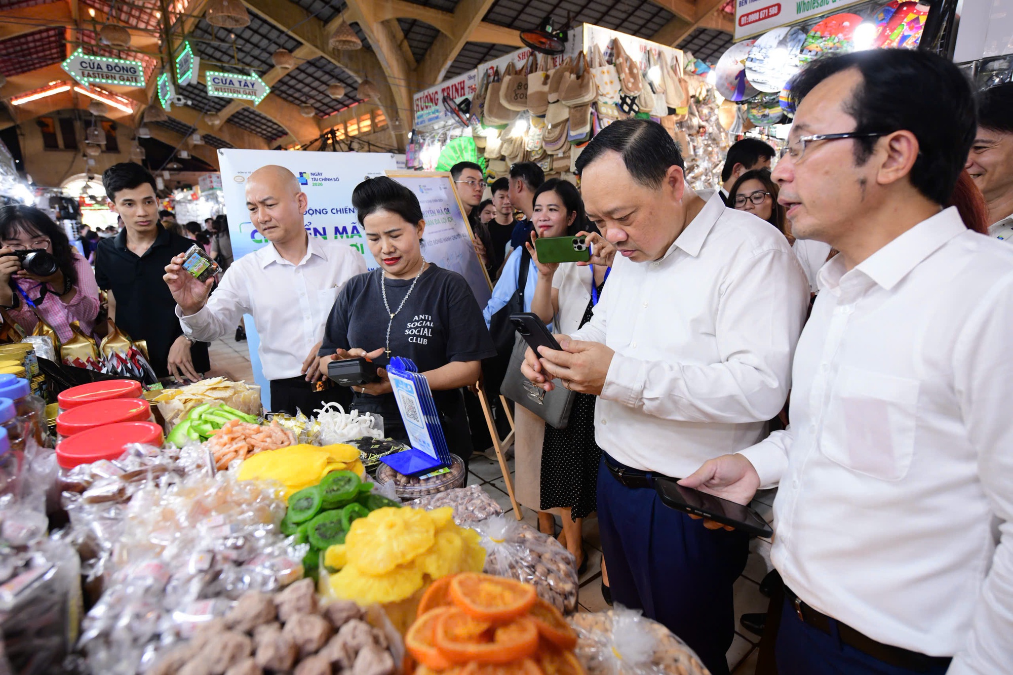 Hơn 1 , 3 triệu kh&aacute;ch h&agrave;ng hủy giao dịch sau cảnh b&aacute;o từ T&agrave;i ch&iacute;nh số 2026 - Ảnh 3.