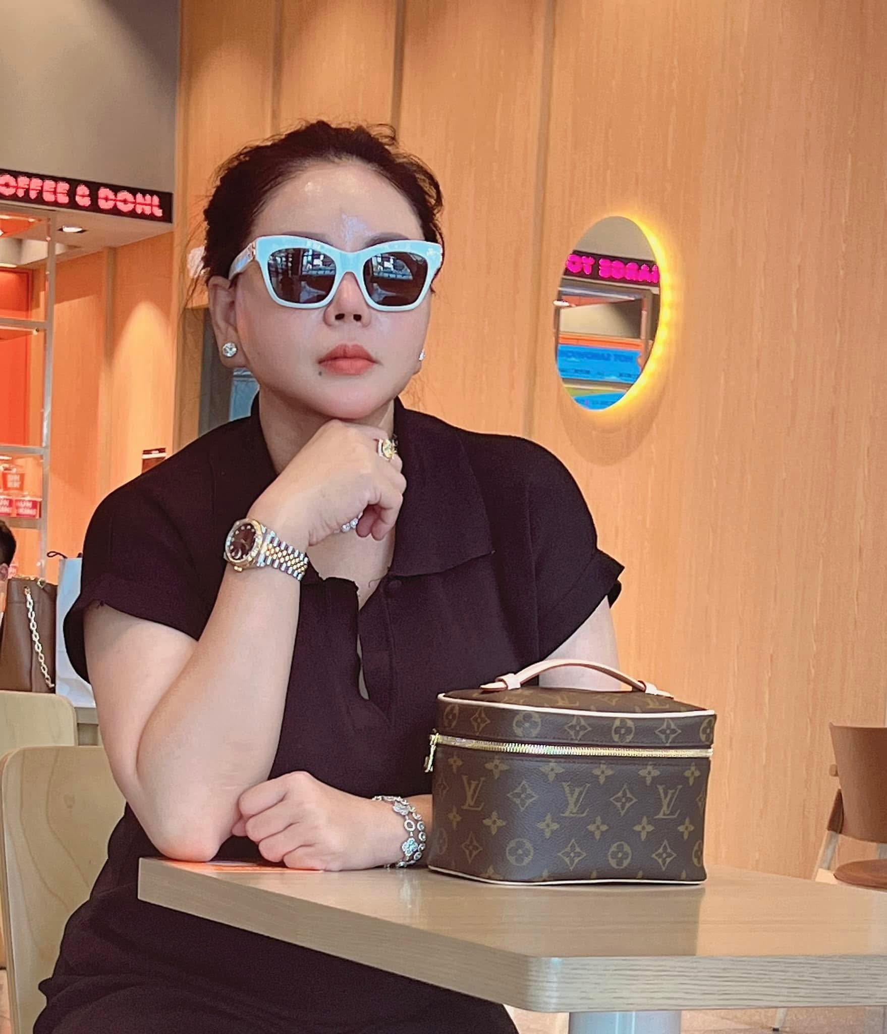 Nữ nghệ sĩ U60 l&agrave; "b&agrave; ho&agrave;ng phim trăm tỷ" bị 1 nh&acirc;n vi&ecirc;n mời ra khỏi rạp: "T&ocirc;i cảm thấy rất buồn" - Ảnh 3.