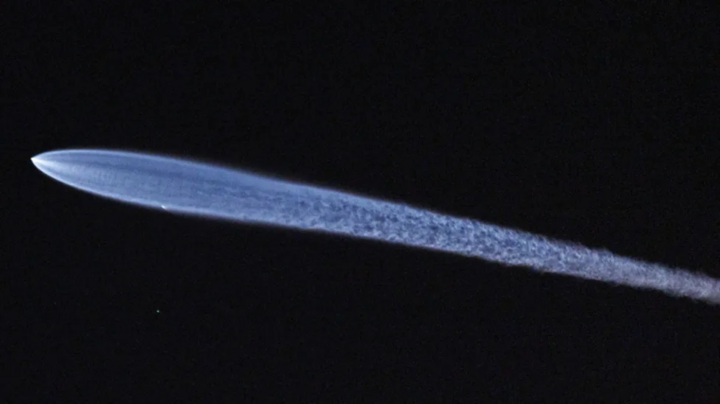 Mảnh vỡ t&ecirc;n lửa SpaceX va chạm với Mặt Trăng ở vận tốc Mach 7 v&agrave;o th&aacute;ng 8 năm 2026 - Ảnh 1.