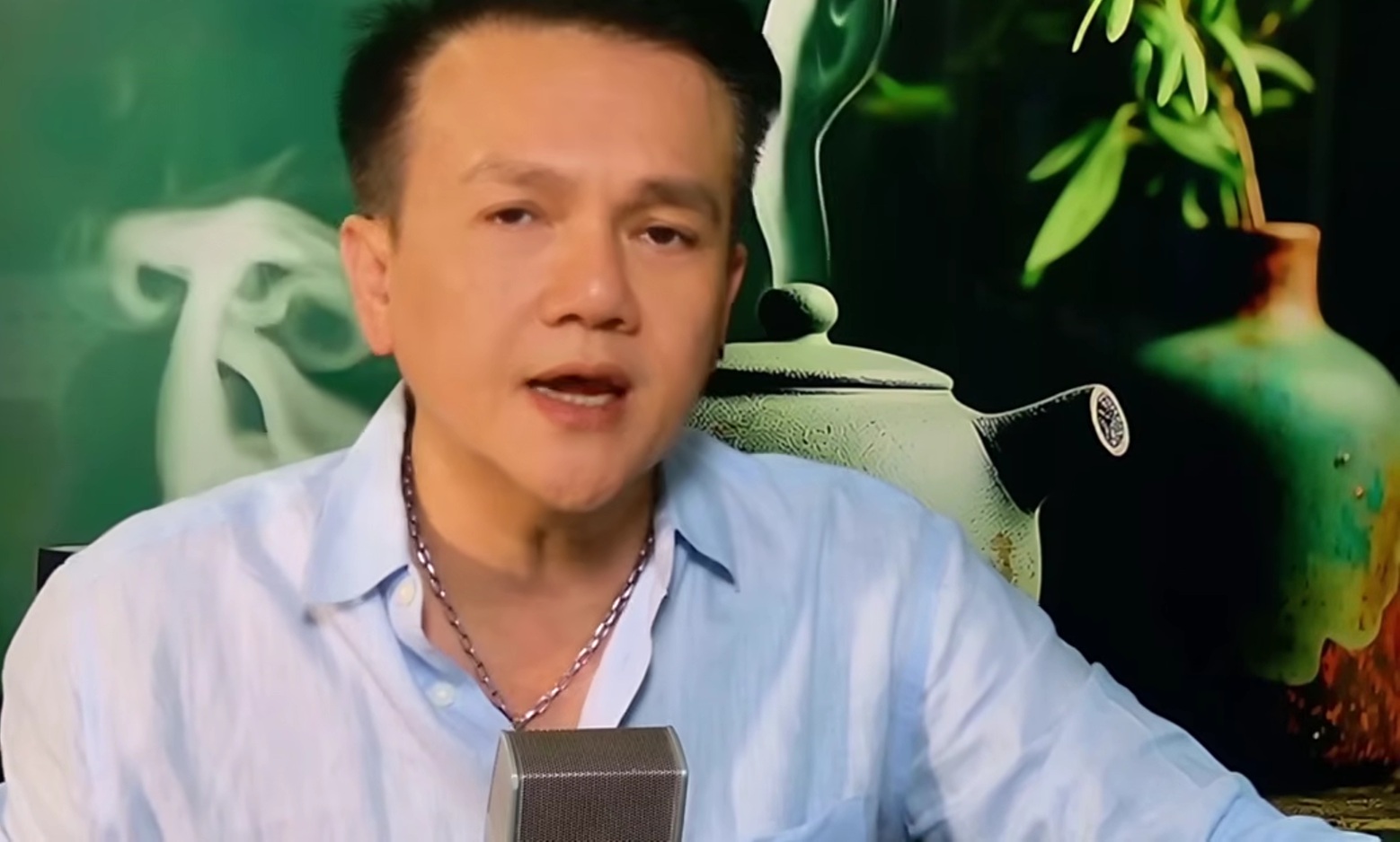 "T&ocirc;i cầm m&uacute;i m&iacute;t Đức Tiến cắt về nh&agrave; l&uacute;c 2 giờ s&aacute;ng, kh&ocirc;ng ngủ được v&igrave; &aacute;m ảnh" - Ảnh 1.