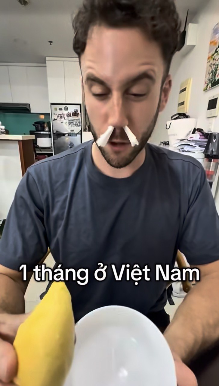 Kh&aacute;ch T&acirc;y trải nghiệm văn h&oacute;a ăn khuya th&uacute; vị tại Việt Nam - Ảnh 5.