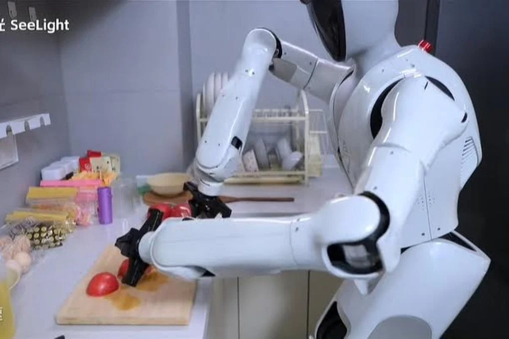 Robot Trung Quốc SeeLight s 1: Thảm họa nấu ăn hay tương lai của c&ocirc;ng nghệ? - Ảnh 1.