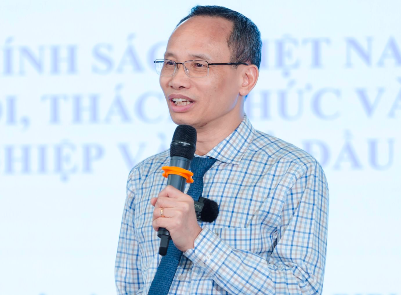 TS Cấn Văn Lực: Việt Nam còn 