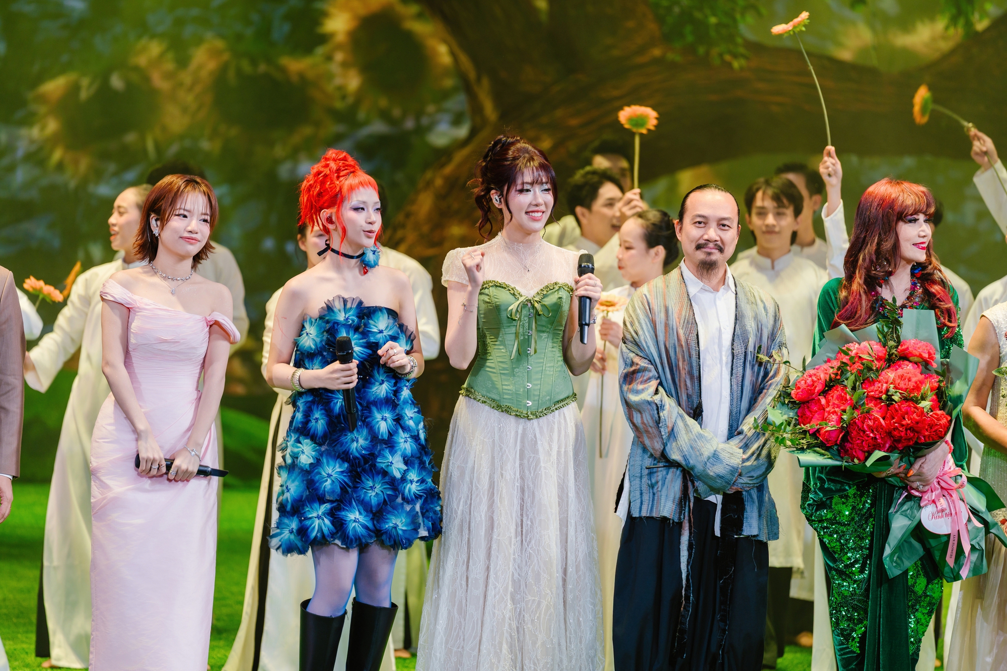 D&agrave;n nghệ sĩ g&oacute;p mặt trong concert về thi&ecirc;n nhi&ecirc;n sắp l&ecirc;n s&oacute;ng VTV - Ảnh 2.