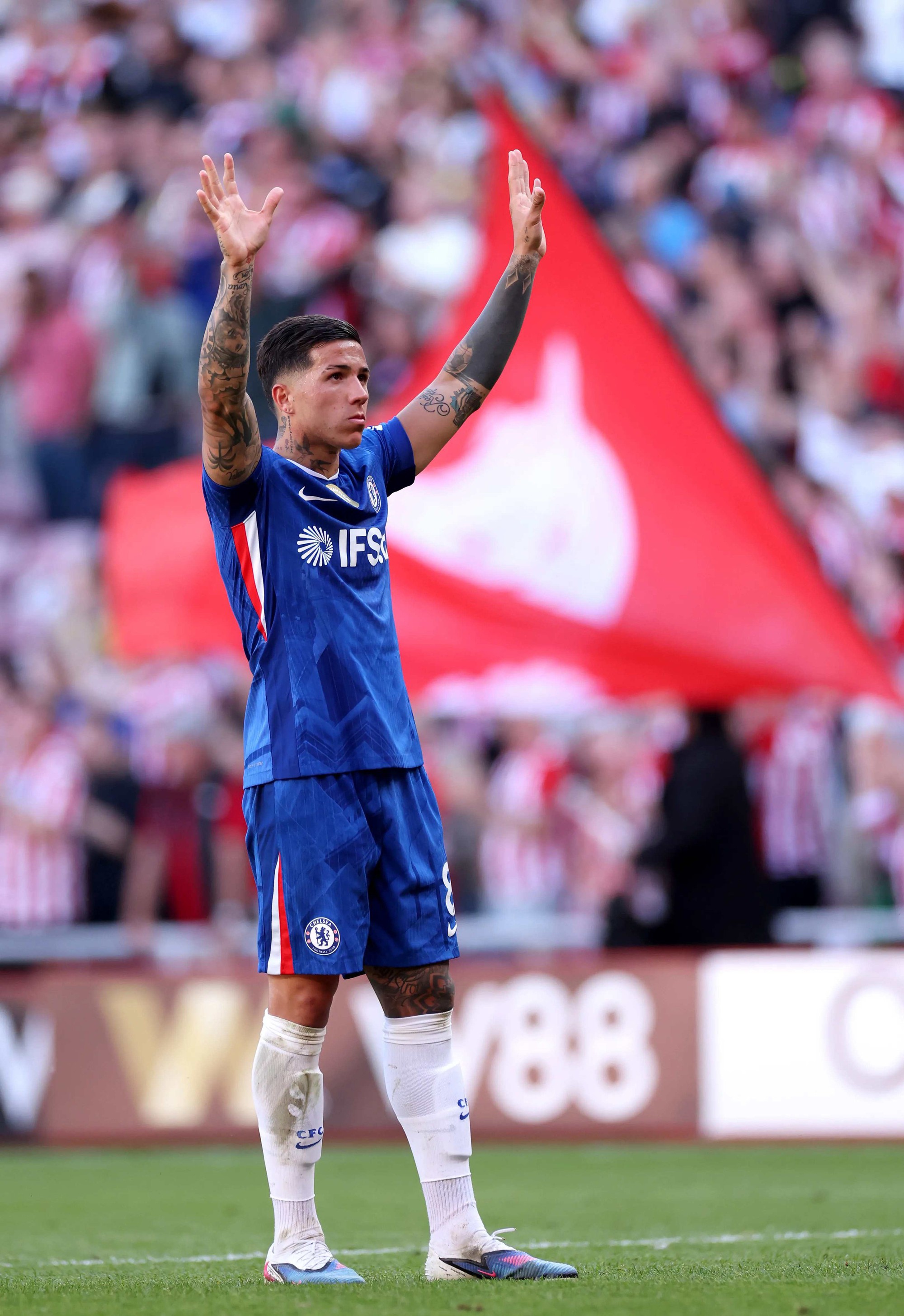 Fernandez đòi rời Chelsea, Real Madrid nhận báo giá 120 triệu bảng - Ảnh 1.