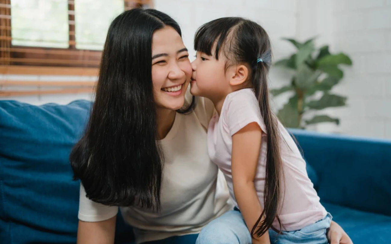 Tư duy tiền bạc v&agrave; ảnh hưởng của mẹ đến sự th&agrave;nh c&ocirc;ng của con - Ảnh 1.