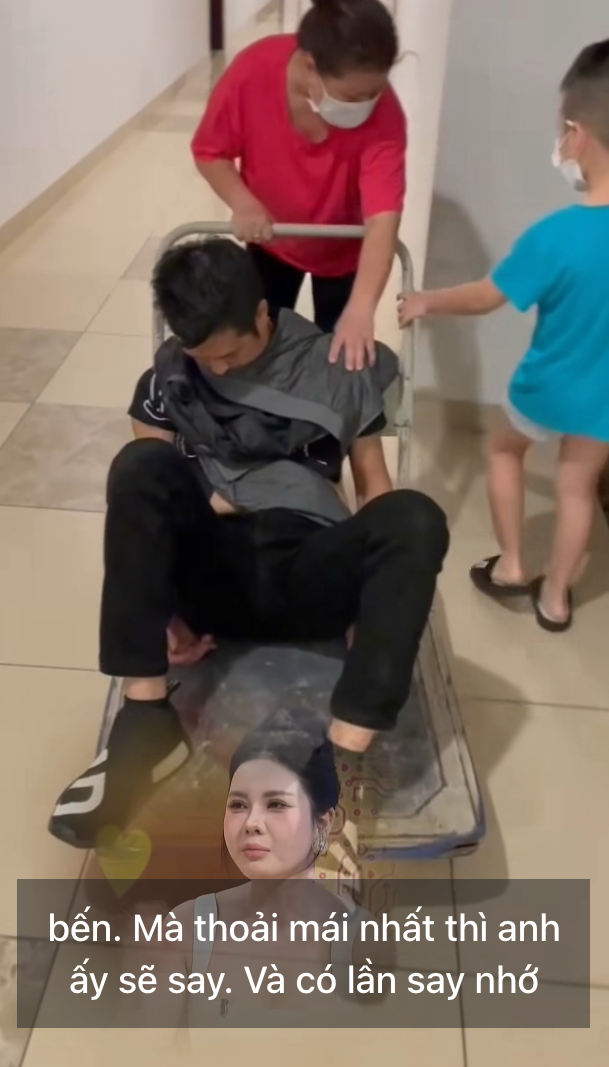 Cặp vợ chồng trung niên 