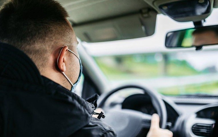 Nam t&agrave;i xế taxi ph&aacute;t hiện ung thư d&ugrave; kh&ocirc;ng c&oacute; triệu chứng: 1 cuộc tr&ograve; chuyện đ&atilde; cứu mạng - Ảnh 1.