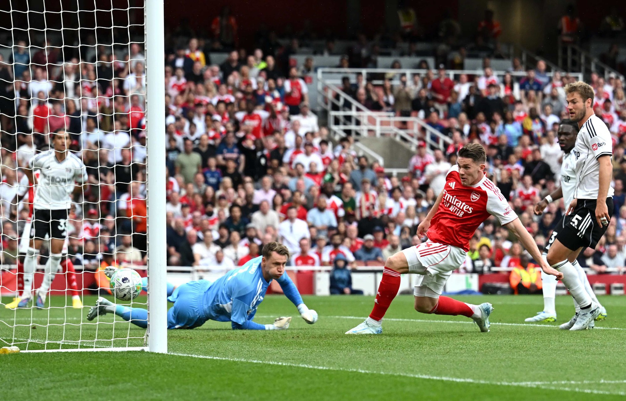 Chấm điểm Arsenal: Saka, Gyokeres c&ugrave;ng 9 điểm; Ben White g&acirc;y thất vọng - Ảnh 6.