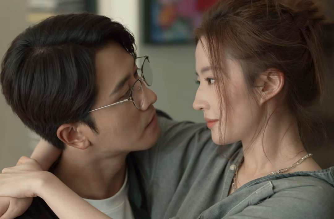Hot nhất Weibo: Lưu Diệc Phi v&agrave; mỹ nam C&acirc;u Chuyện Hoa Hồng lộ bằng chứng phim giả t&igrave;nh thật kh&oacute; chối c&atilde;i- Ảnh 3.